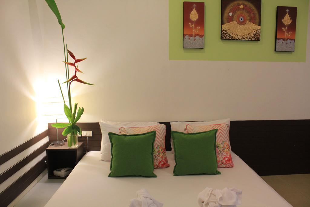 Mook Anda Hotel Пхукет Екстер'єр фото